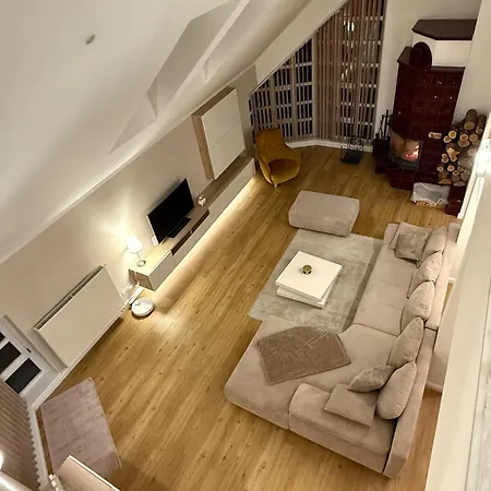 Lara House Villa Mýto pod Ďumbierom