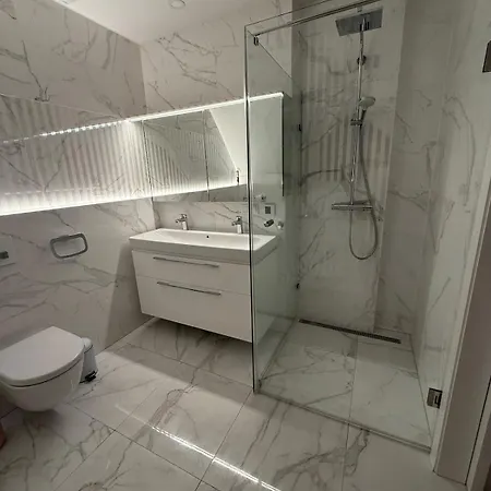 Lara House Mýto pod Ďumbierom