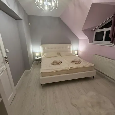 Villa Lara House