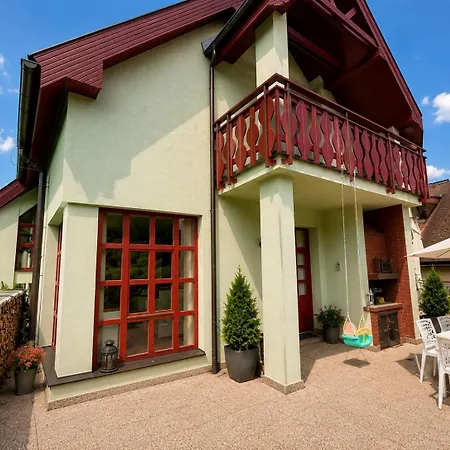 Lara House Villa *